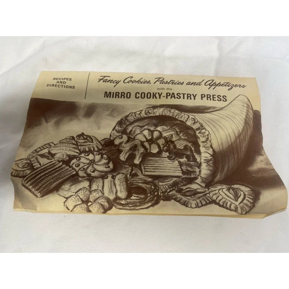 Vintage Mirro Cooky Spritz Cookie Pastry Press 9 Tips 14 Discs Instructions EUC